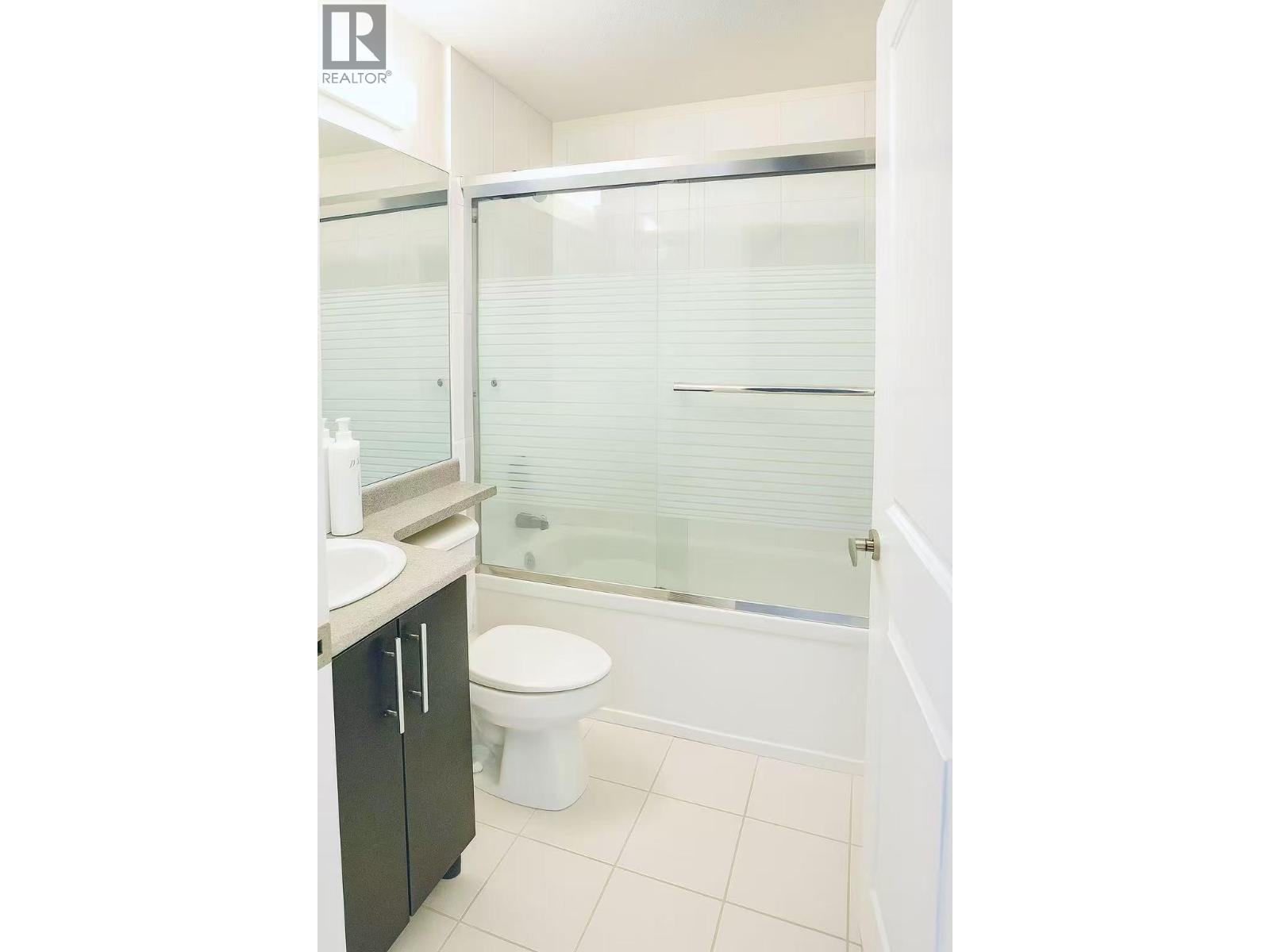 30X 5689 KINGS ROAD, Vancouver