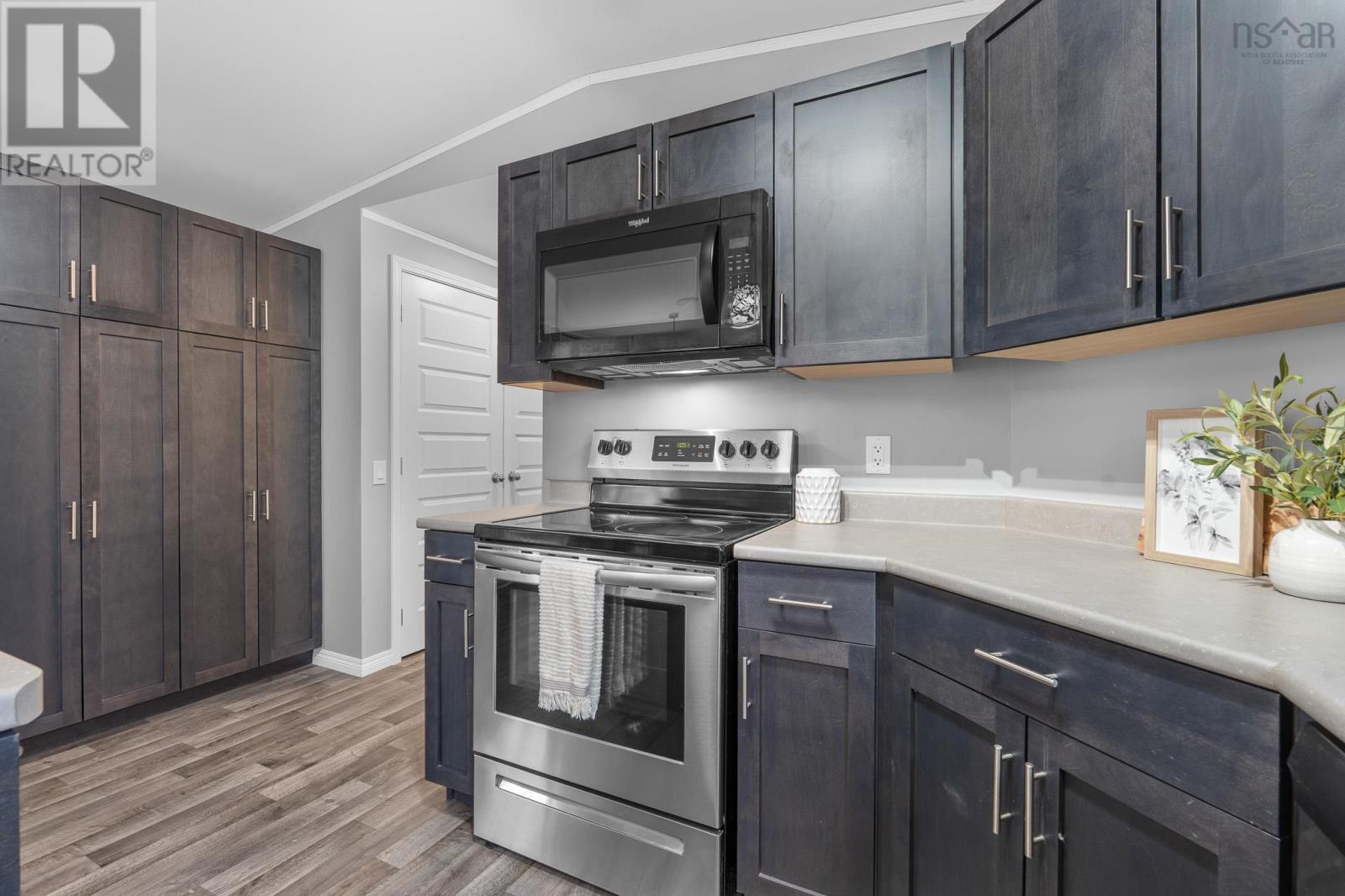 Property 33 of 43 of 22 Feindel Street