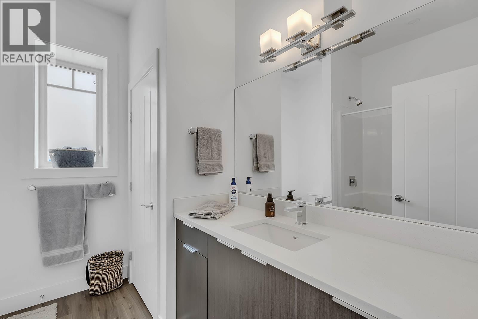  1796 Tower Ranch Boulevard, Kelowna