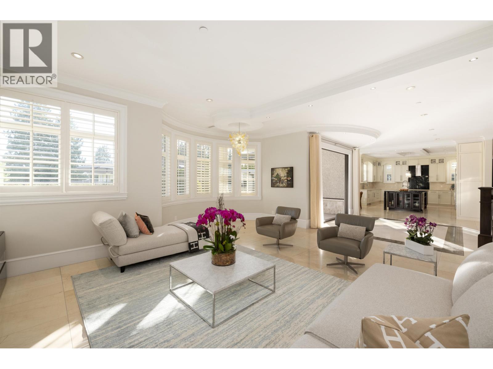 2912 MATHERS AVENUE, West Vancouver