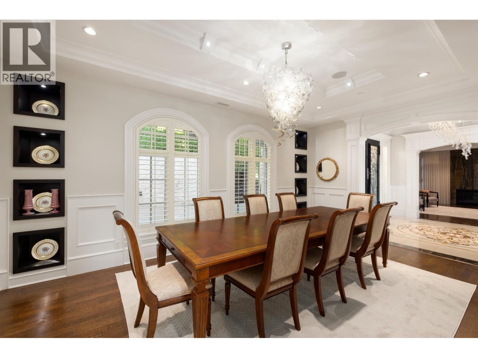 2912 MATHERS AVENUE, West Vancouver