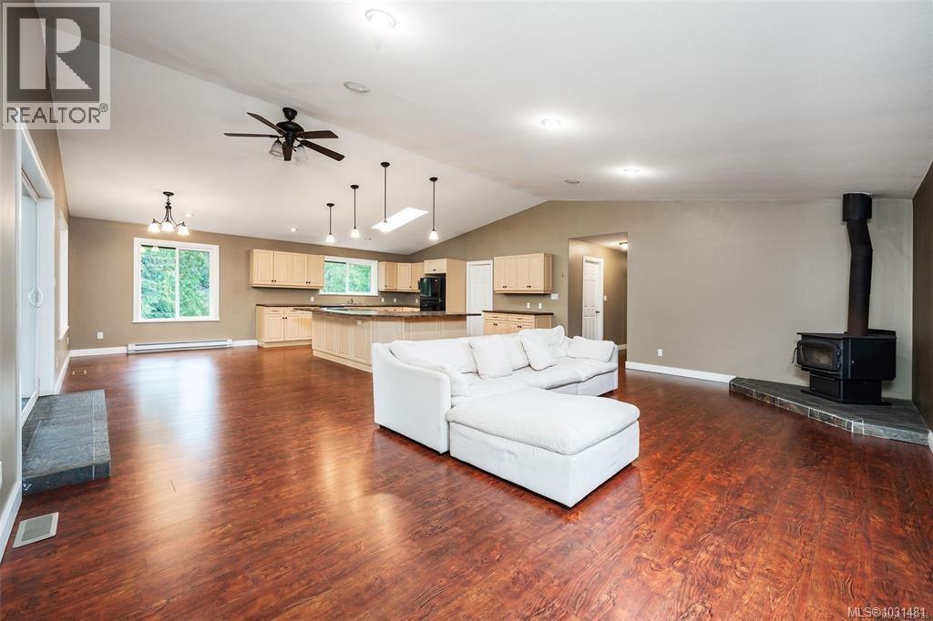 1890 PIERCE WAY - 20