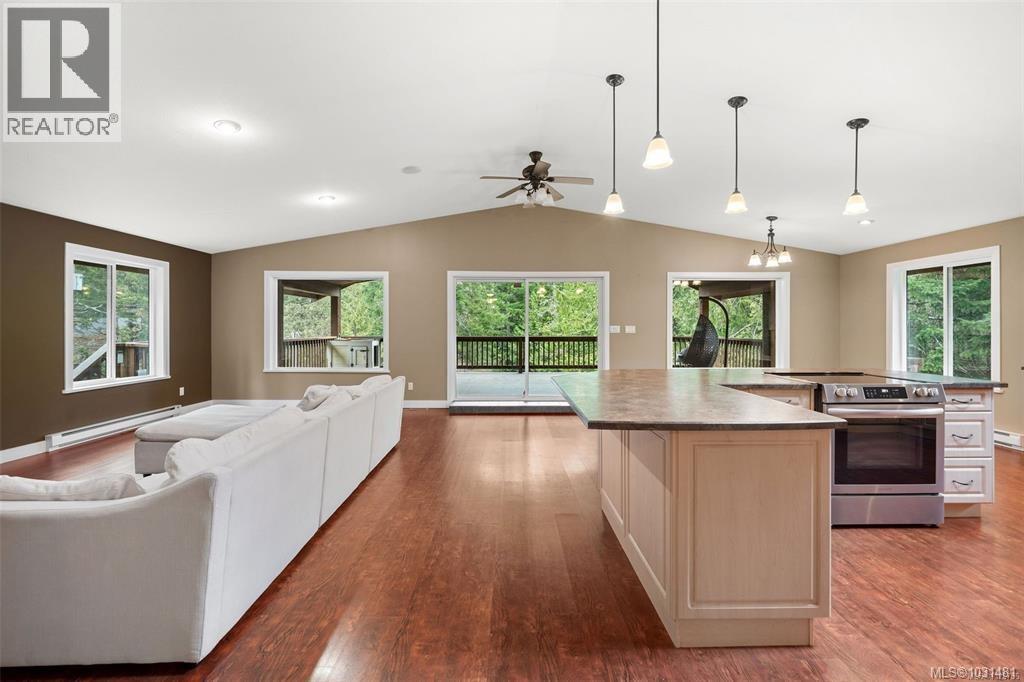 1890 PIERCE WAY - 17