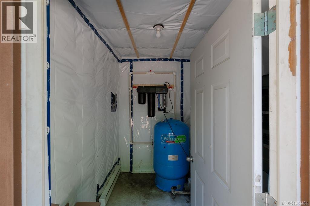 1890 PIERCE WAY - 53