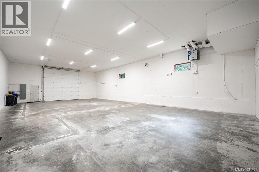 1890 PIERCE WAY - 38