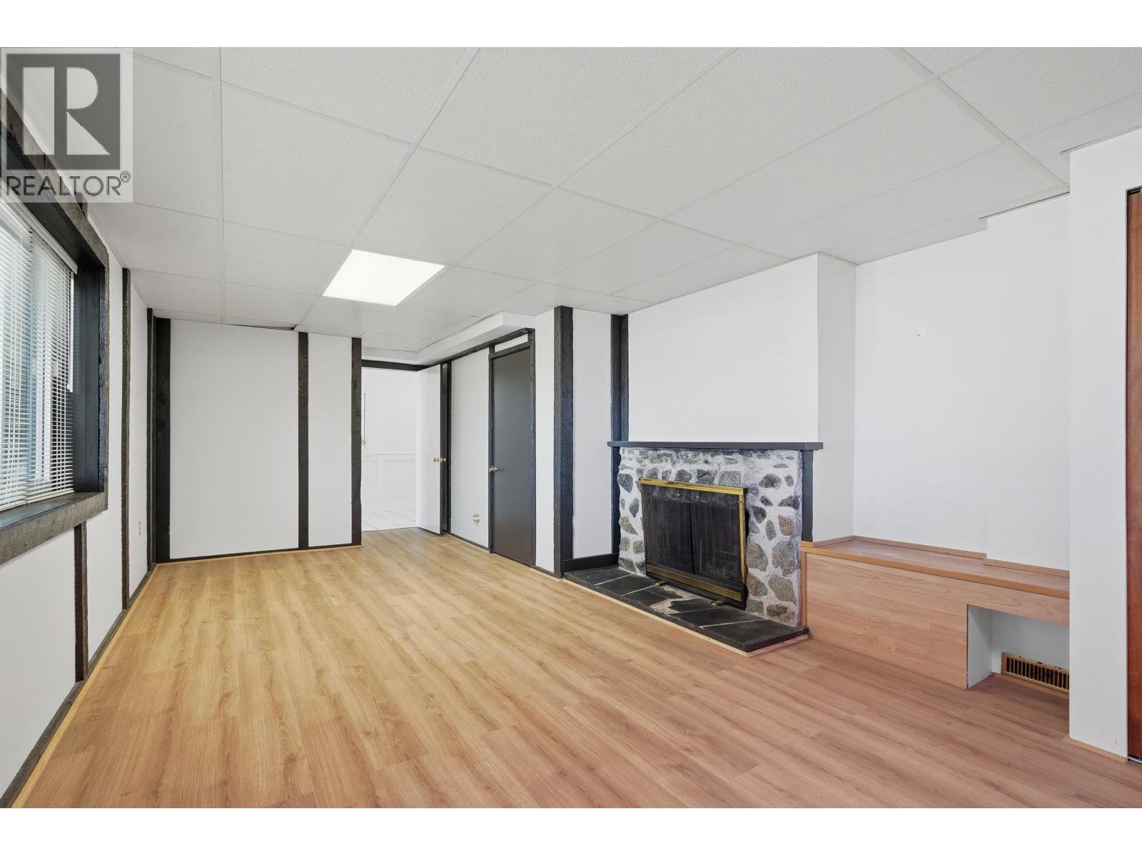 1022 RANCH PARK WAY, Coquitlam