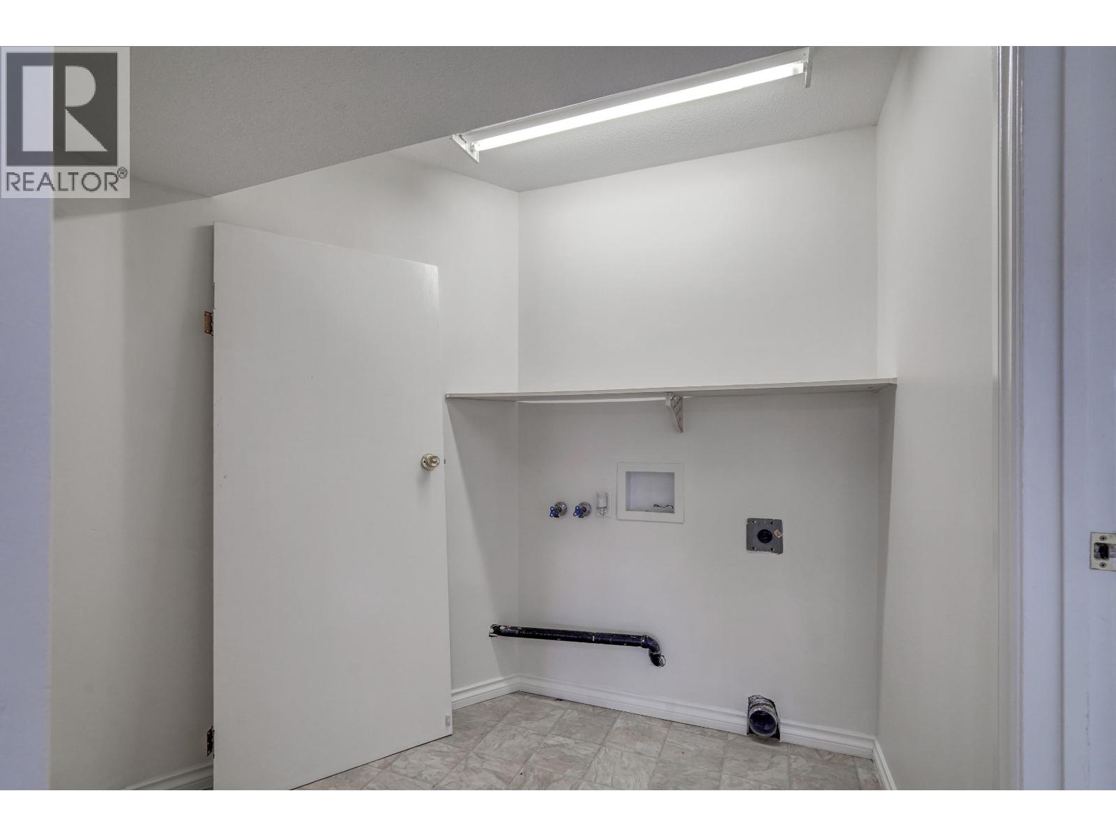 1022 RANCH PARK WAY, Coquitlam