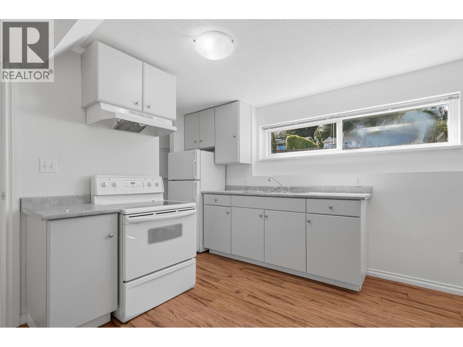 1022 RANCH PARK WAY, Coquitlam