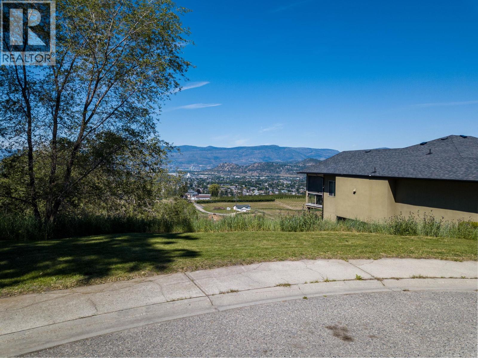  952 Ackerman Court, Kelowna
