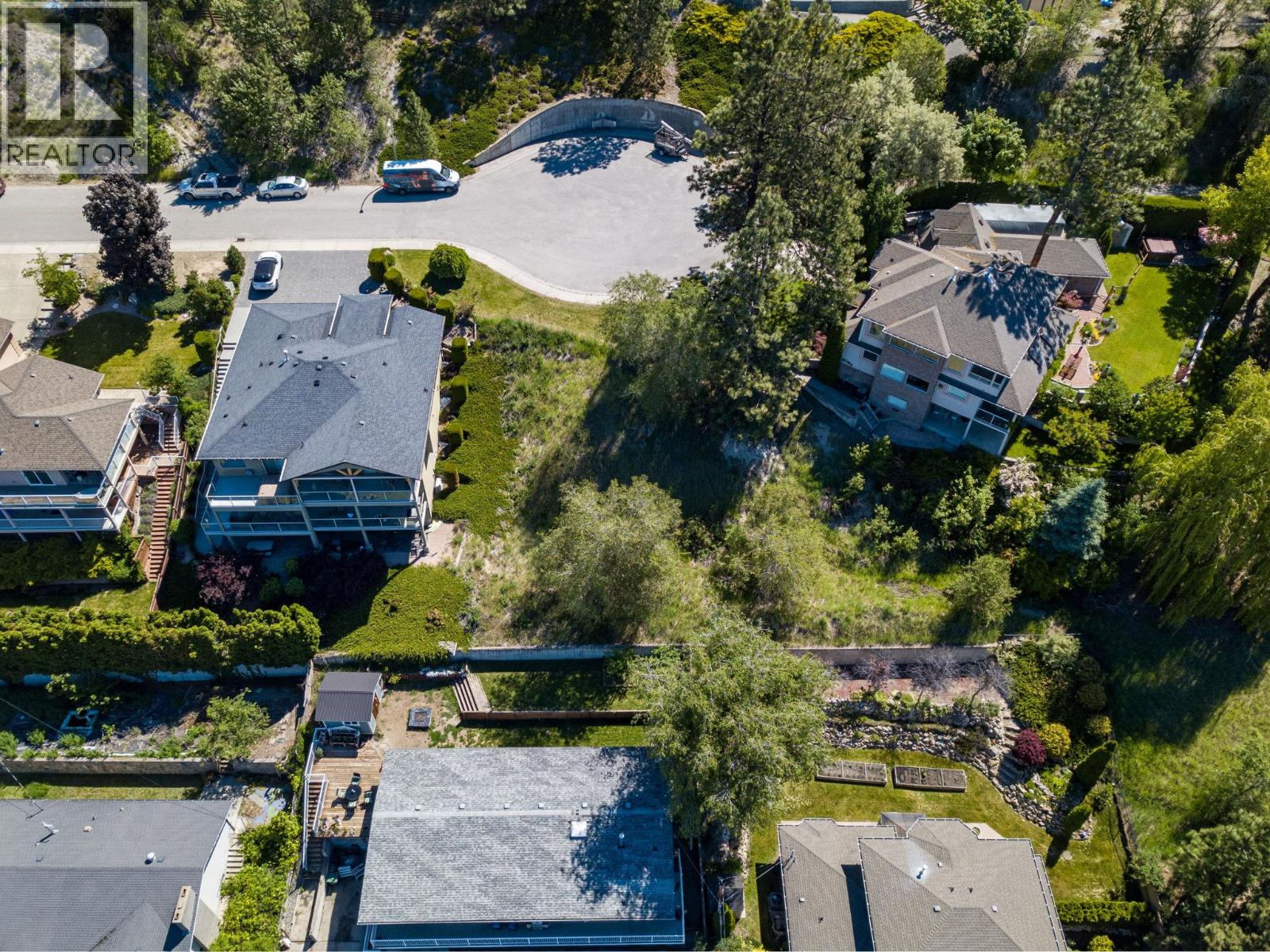  952 Ackerman Court, Kelowna