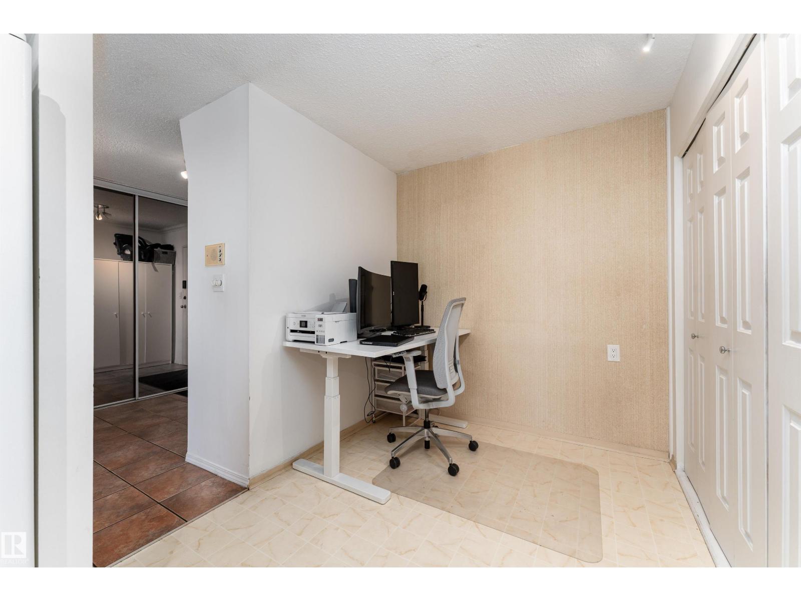 #805 9808 103 ST NW, Edmonton