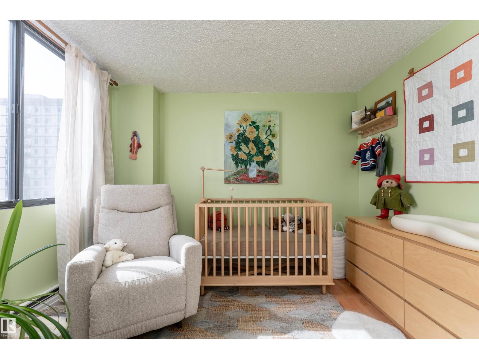 #805 9808 103 ST NW, Edmonton