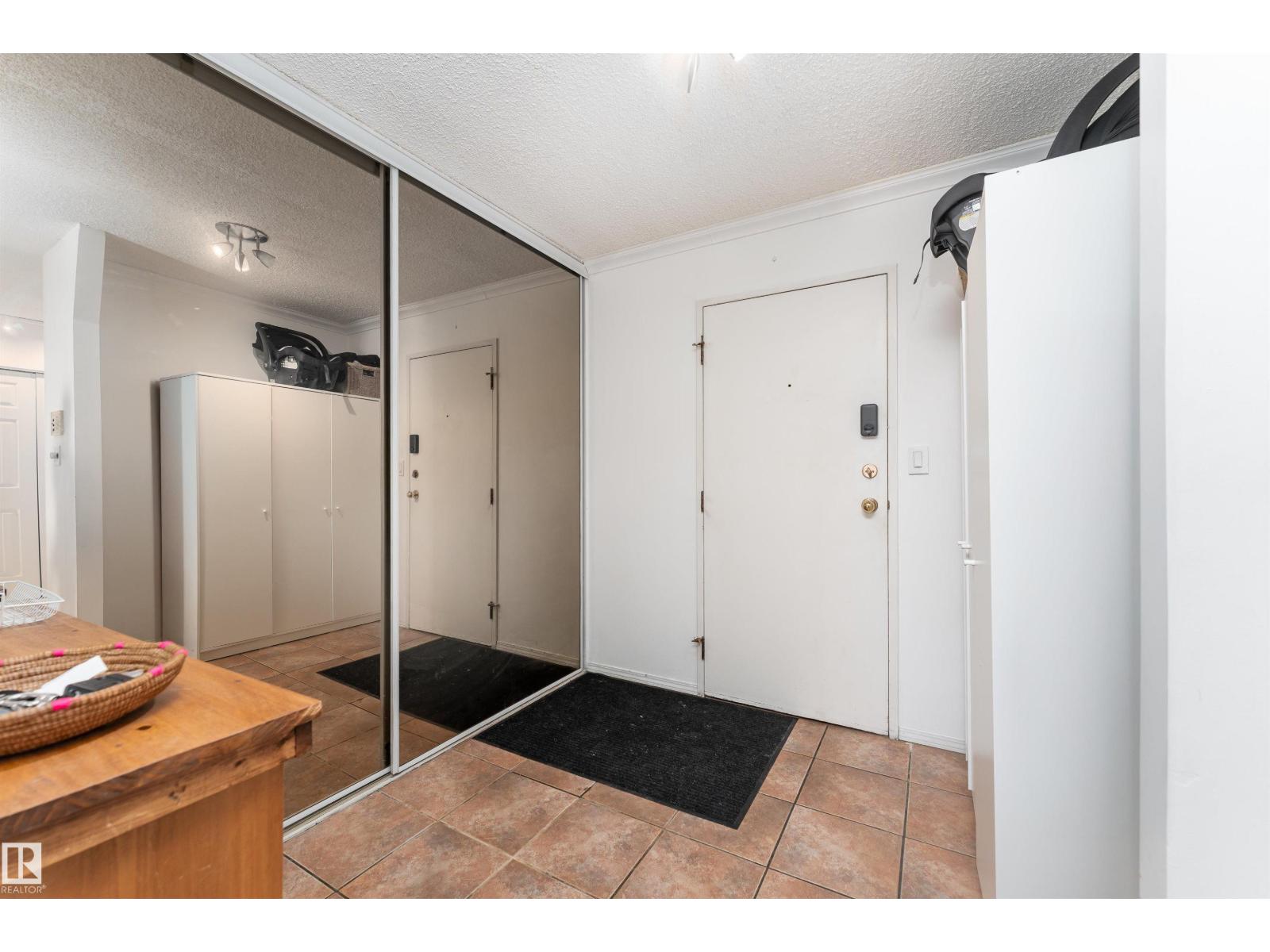 #805 9808 103 ST NW, Edmonton