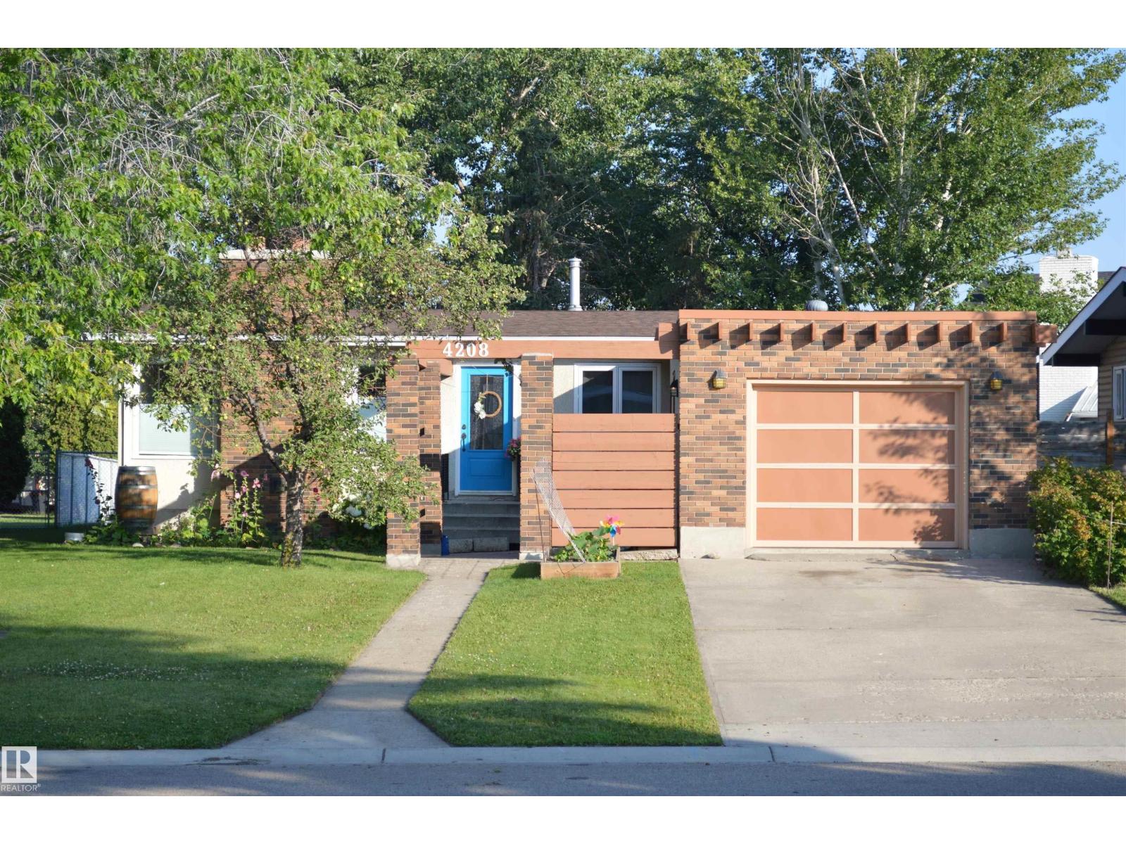 4208 89 ST NW NW, Edmonton