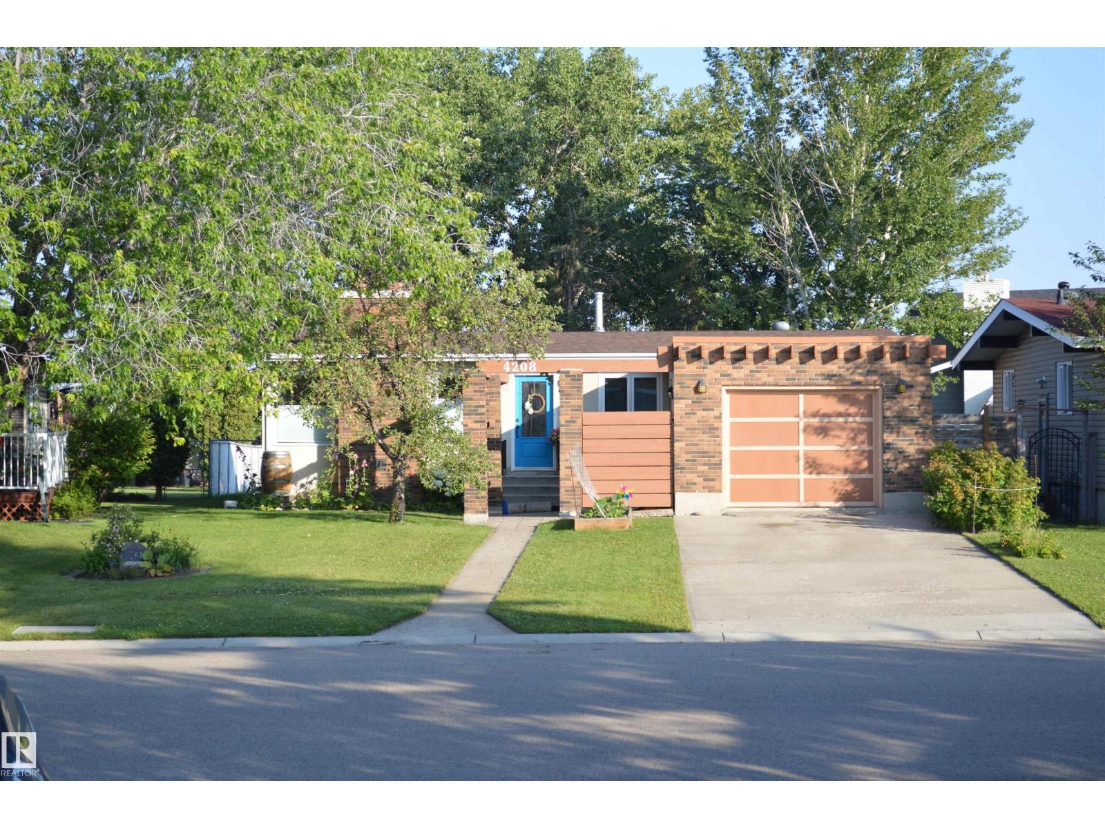 4208 89 ST NW NW, Edmonton