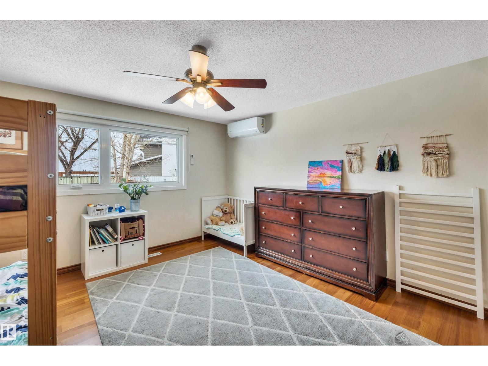 4208 89 ST NW NW, Edmonton