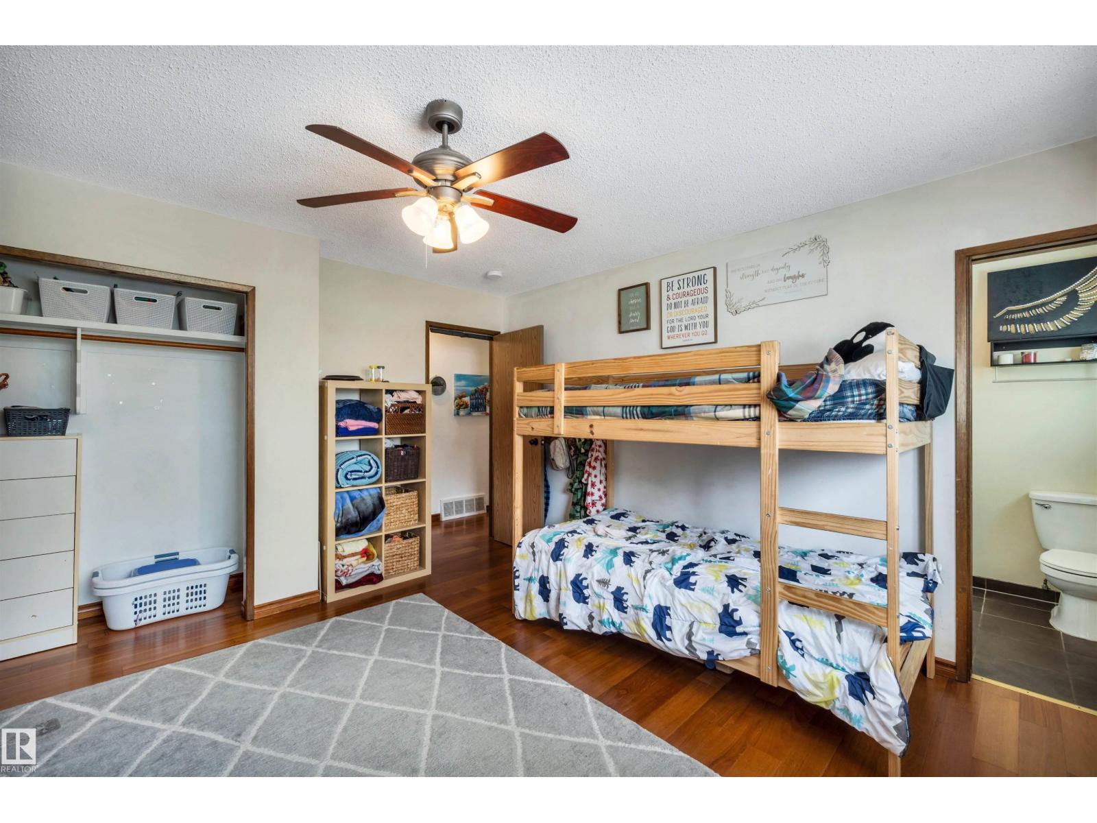 4208 89 ST NW NW, Edmonton