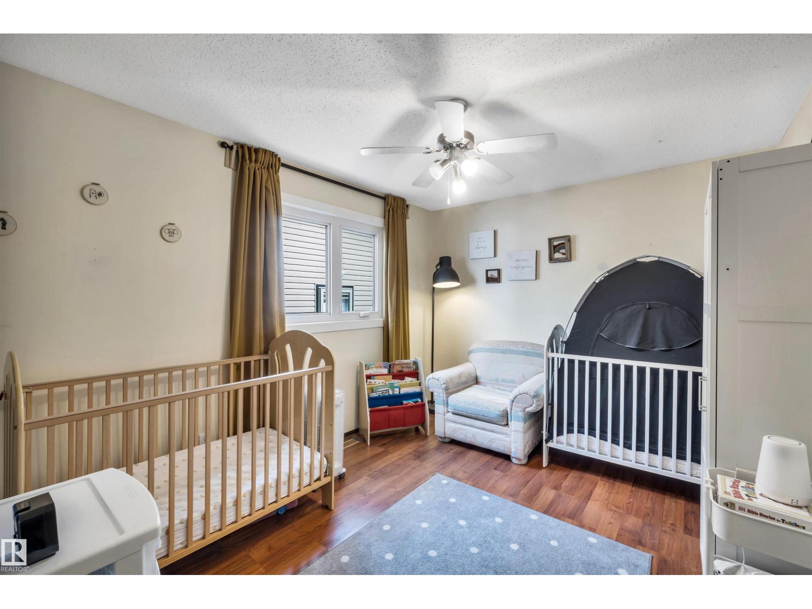 4208 89 ST NW NW, Edmonton