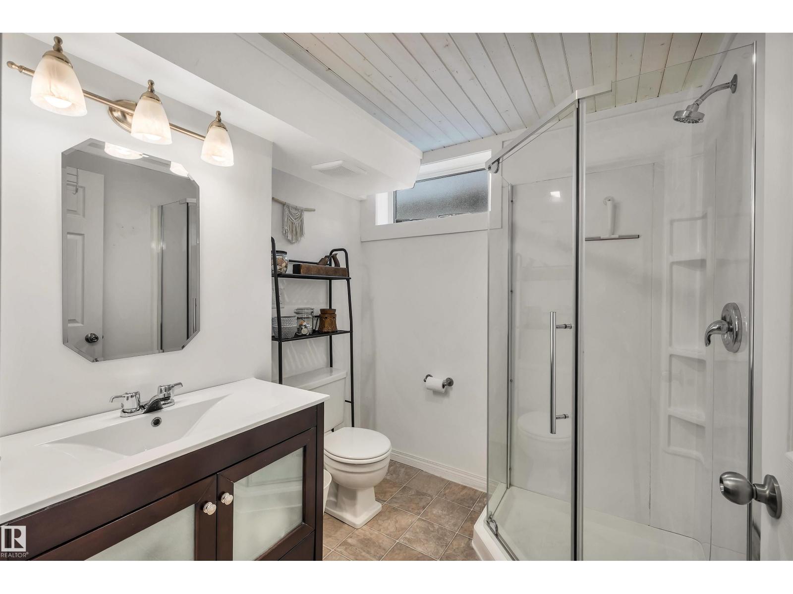 4208 89 ST NW NW, Edmonton