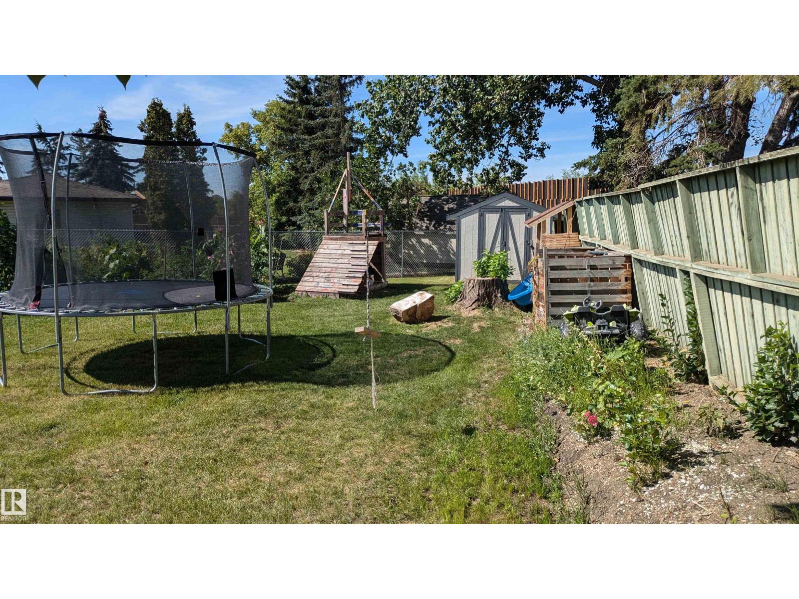4208 89 ST NW NW, Edmonton