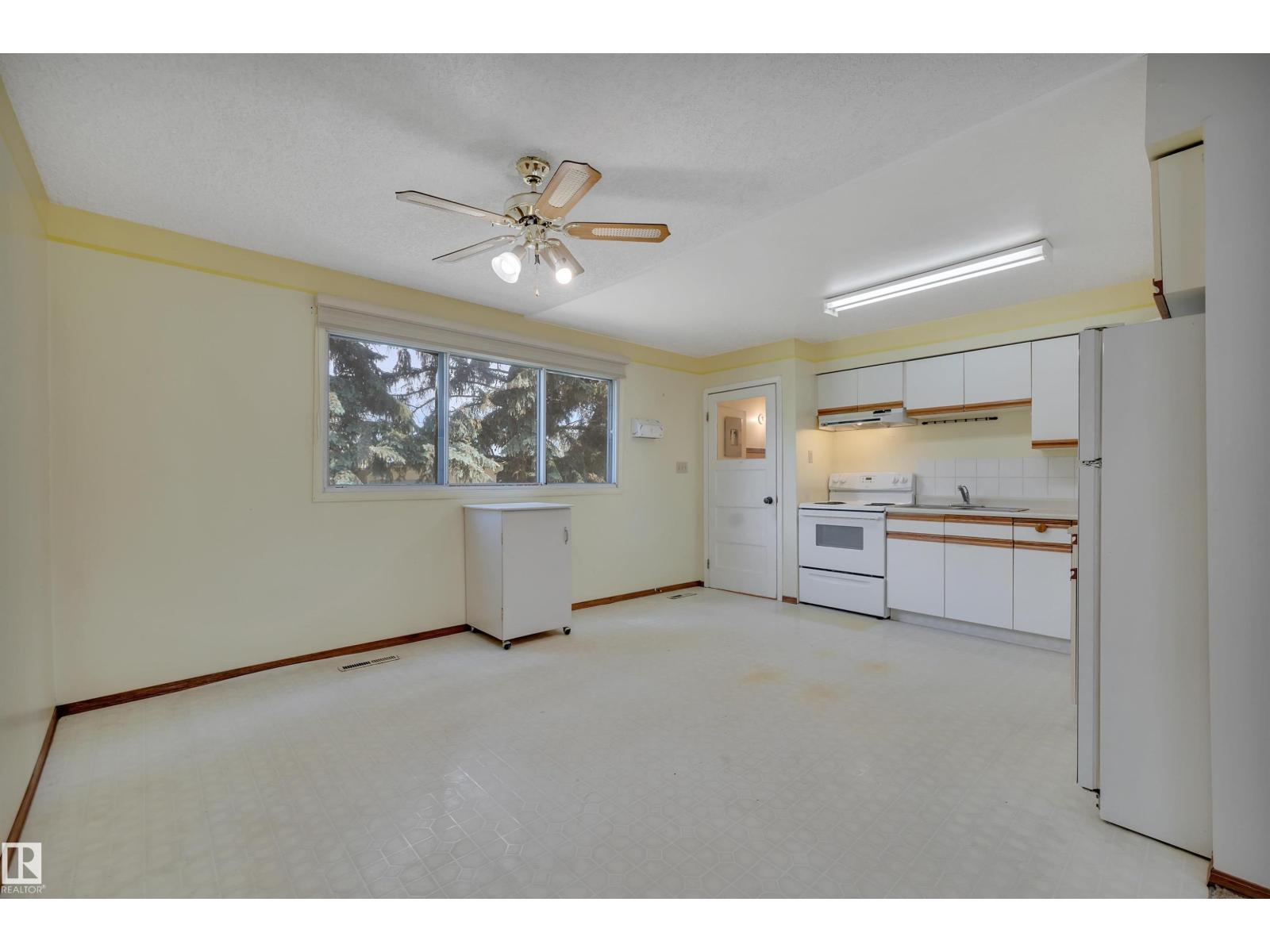 2137 TWP ROAD 490 - 15