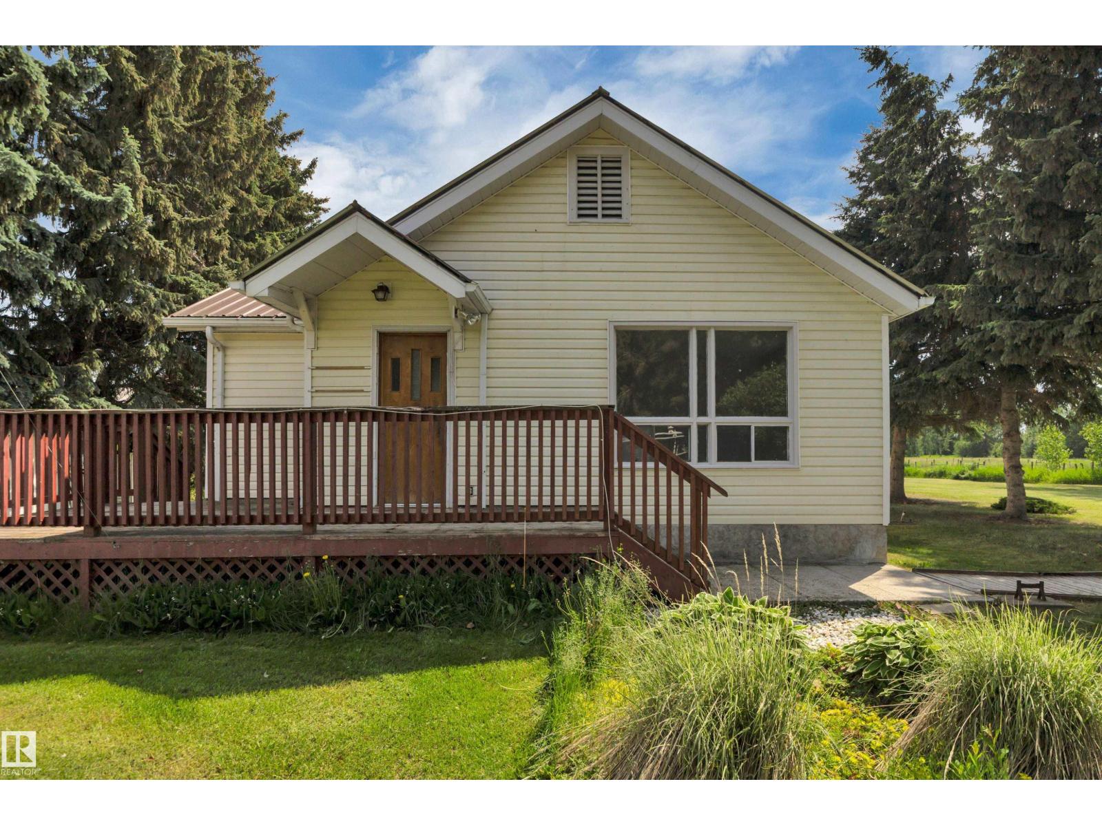 2137 TWP ROAD 490 - 8