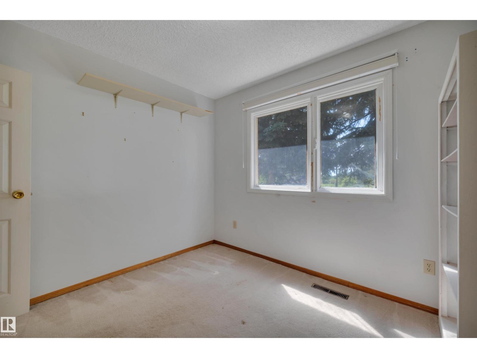 2137 TWP ROAD 490 - 26