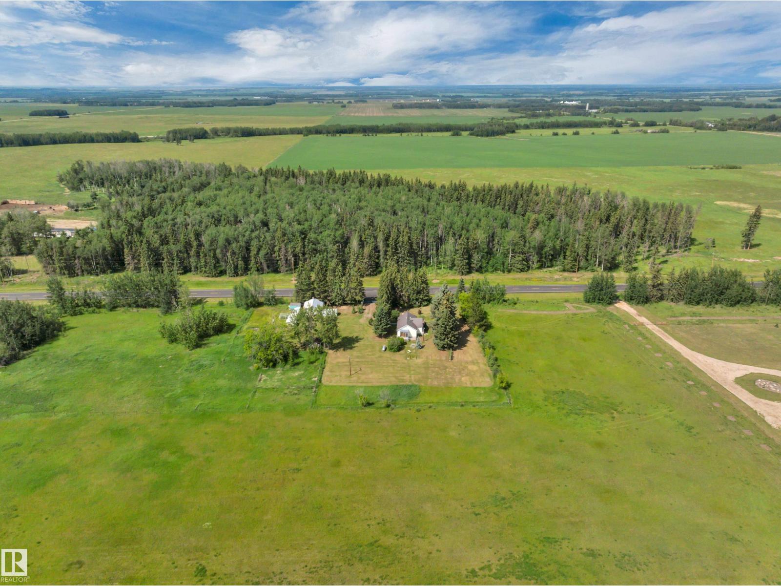 2137 TWP ROAD 490 - 48