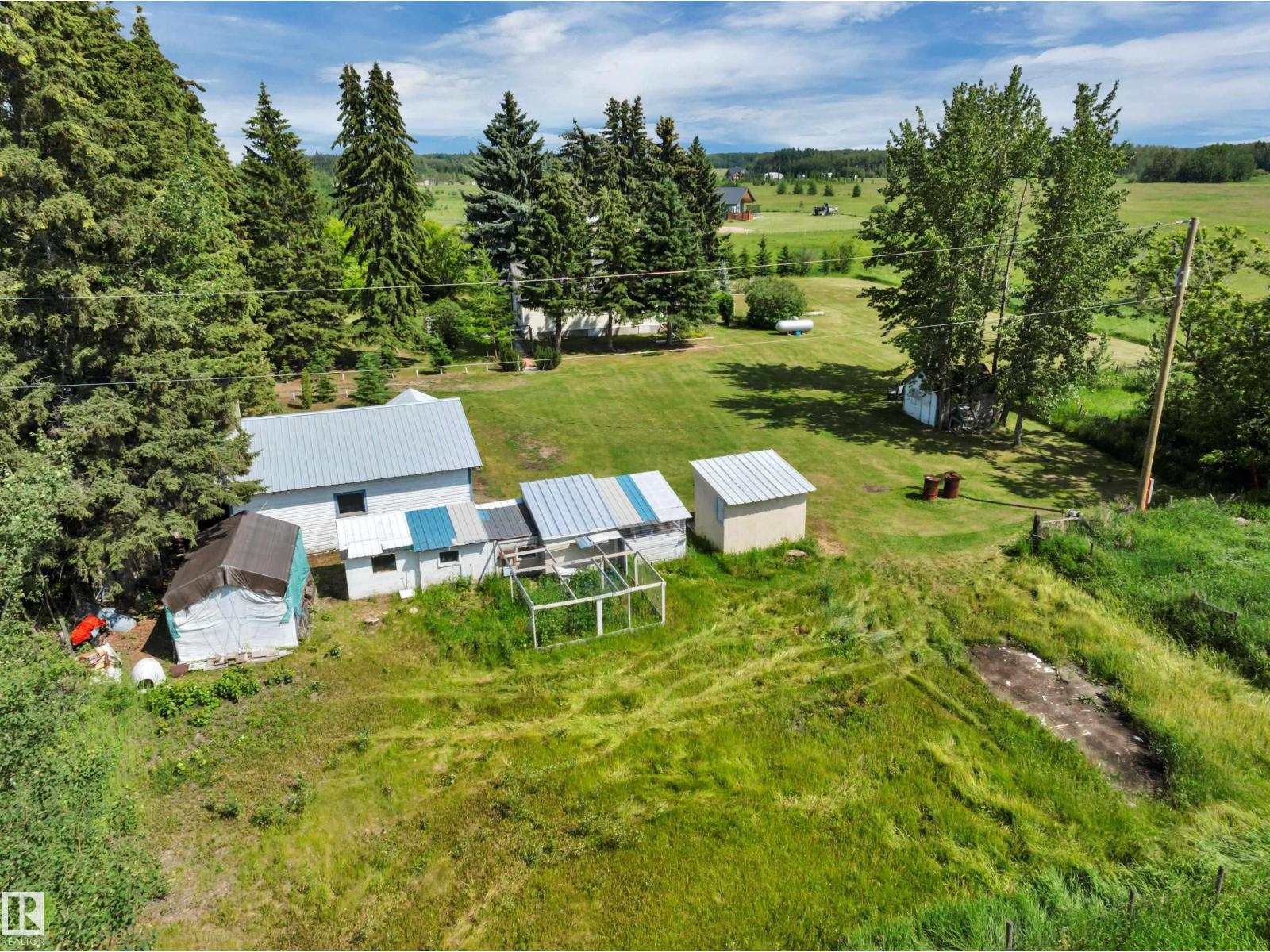 2137 TWP ROAD 490 - 41