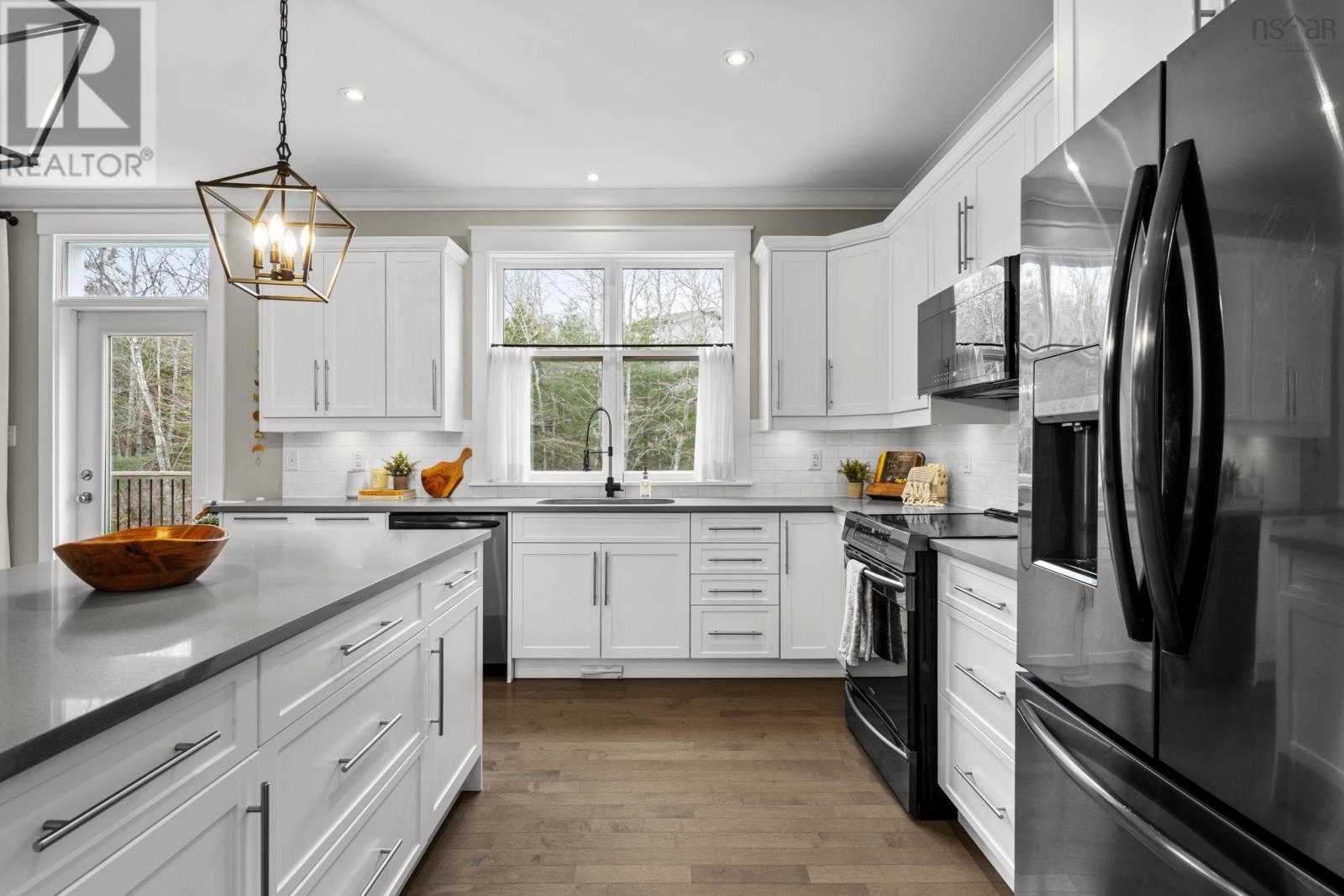 Property 26 of 47 of 53 Hollyhock Way