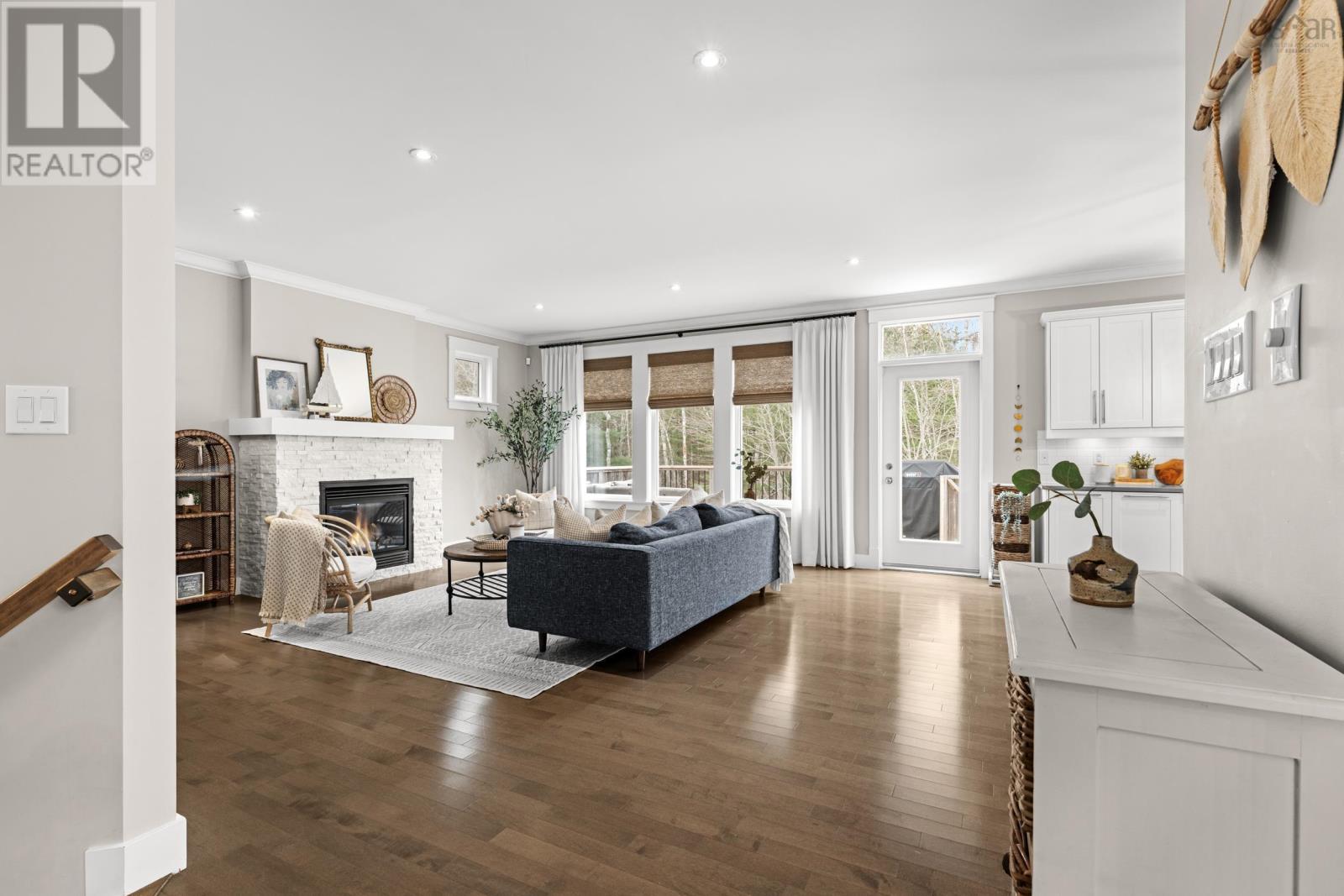 Property 38 of 47 of 53 Hollyhock Way