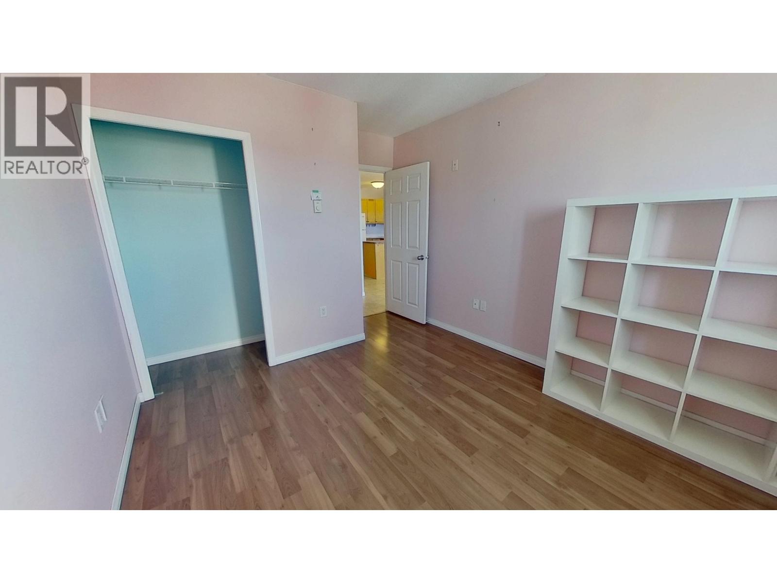 #6 9137 96A STREET - 13