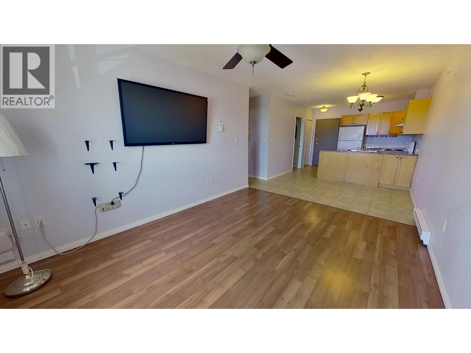 #6 9137 96A STREET - 10