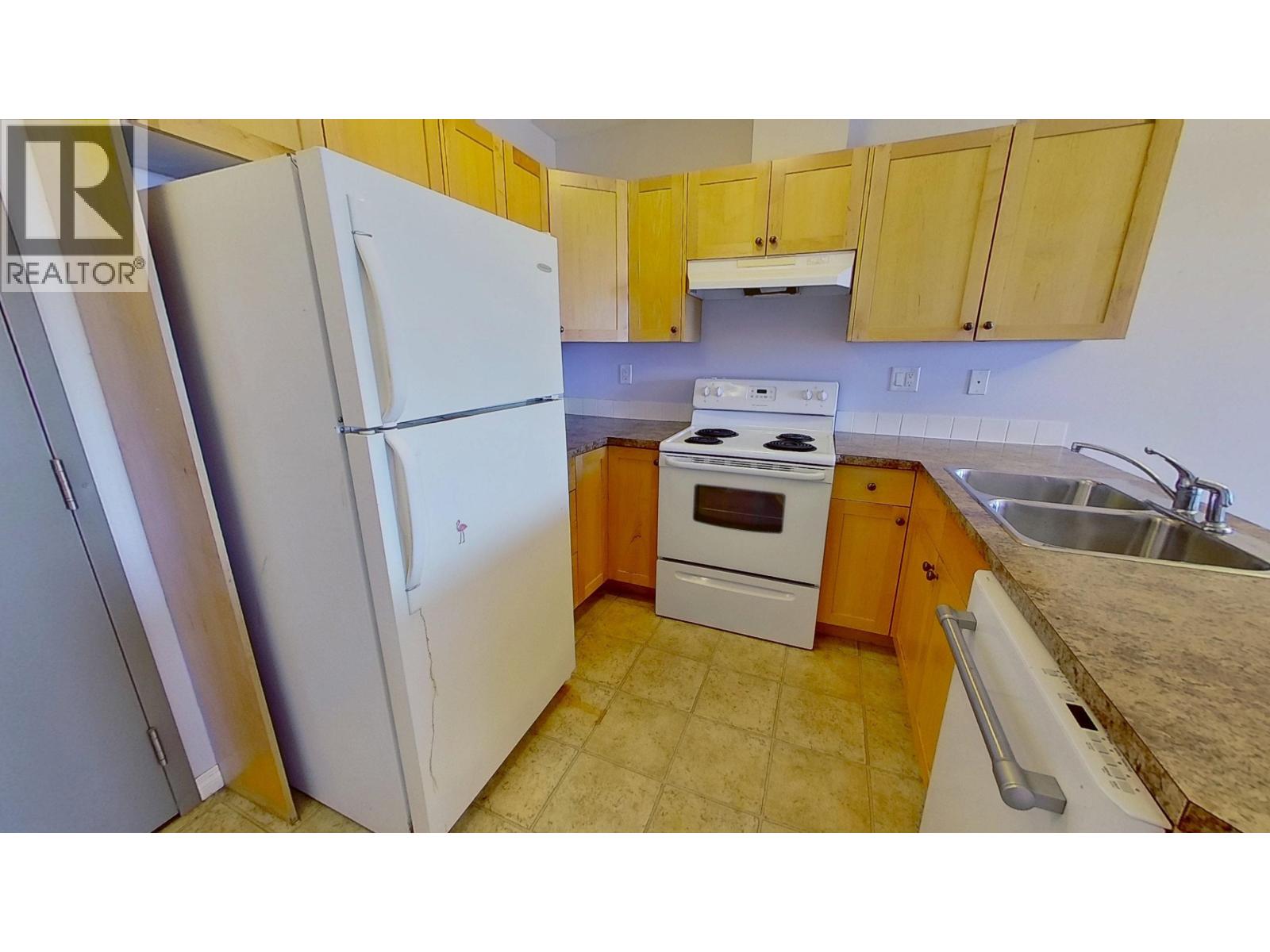 #6 9137 96A STREET - 7