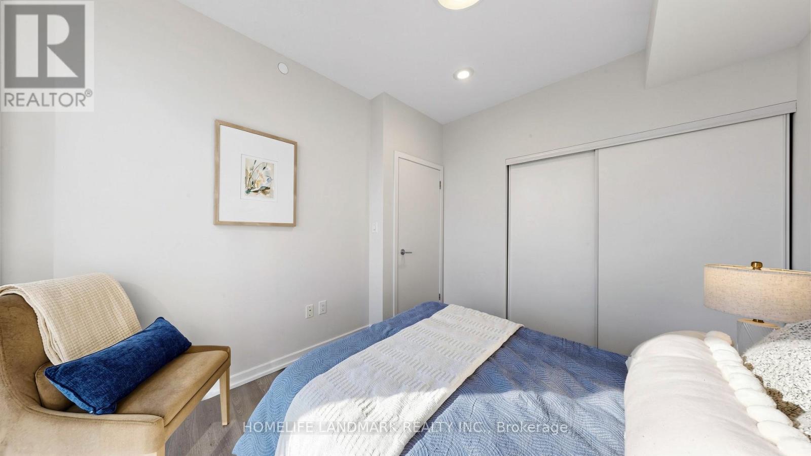 #1208 66 FOREST MANOR ROAD - 25