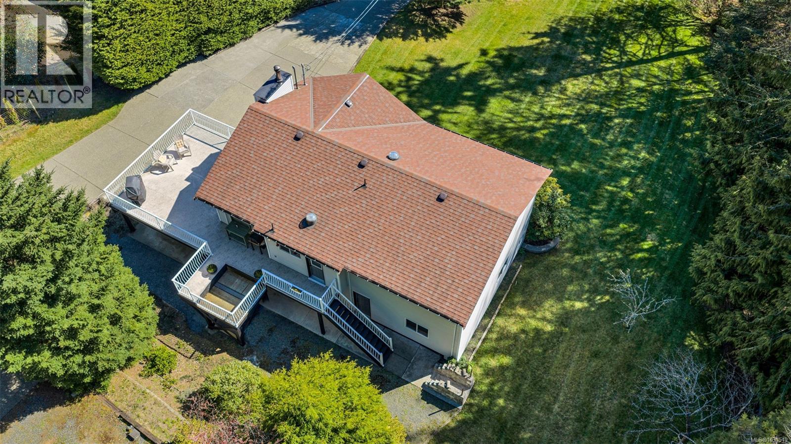 1751 Burnham Rd, Cobble Hill