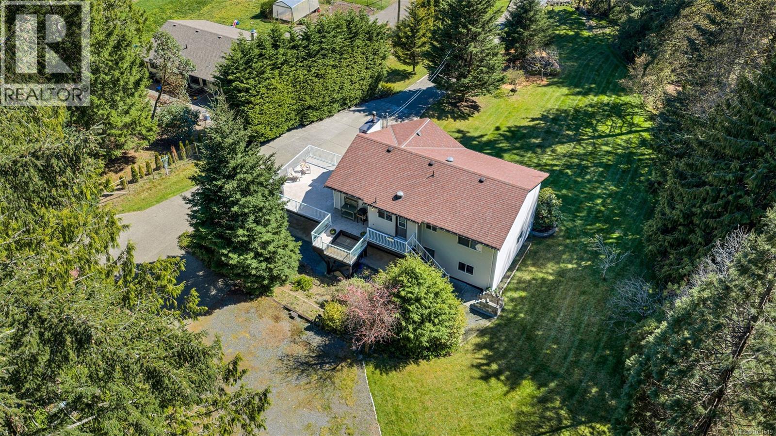 1751 Burnham Rd, Cobble Hill