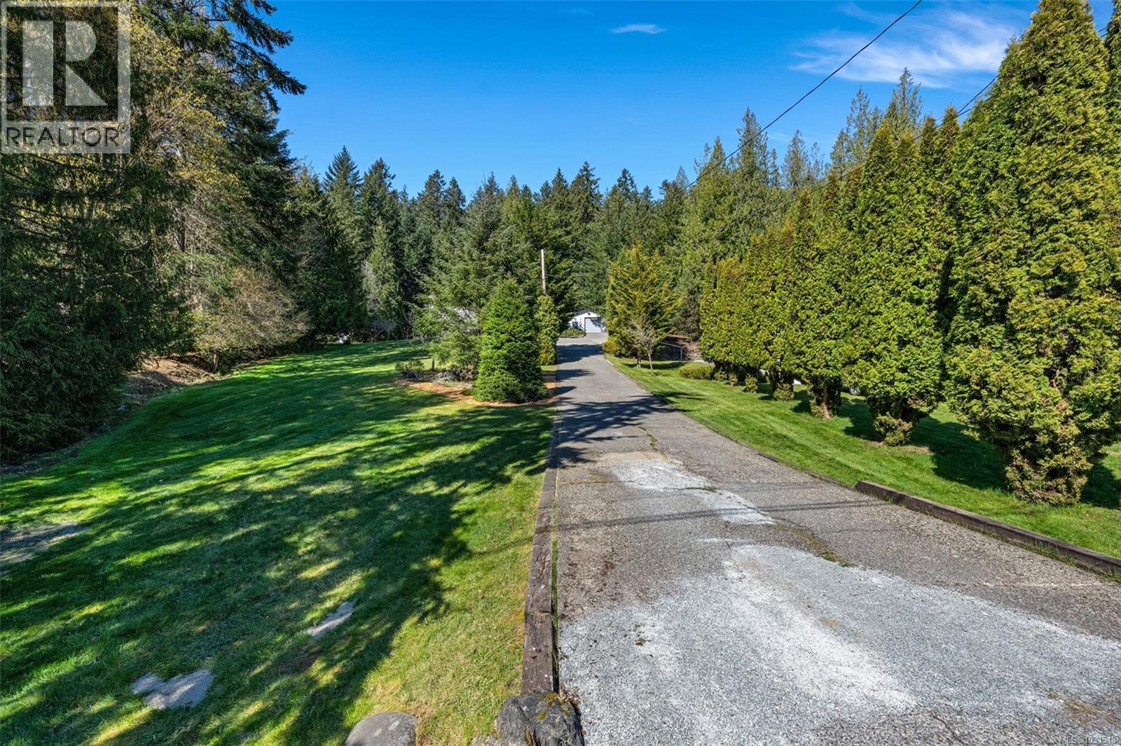 1751 Burnham Rd, Cobble Hill