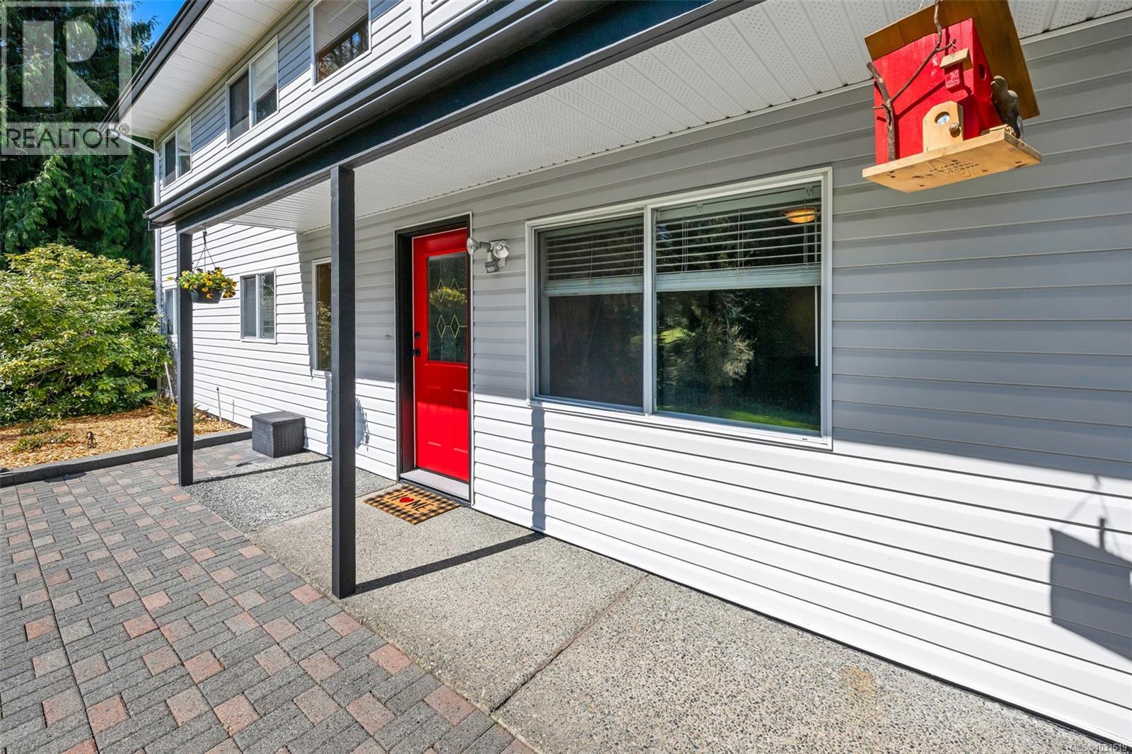 1751 Burnham Rd, Cobble Hill