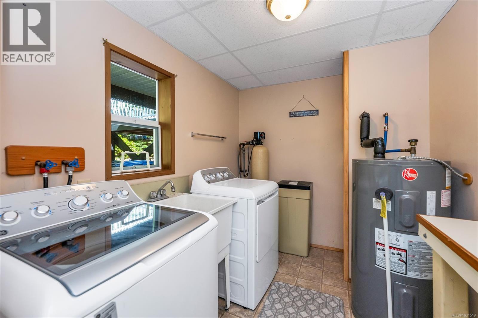 1751 Burnham Rd, Cobble Hill