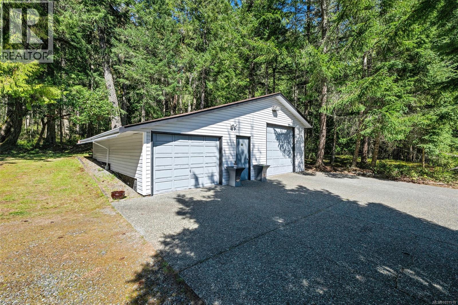 1751 Burnham Rd, Cobble Hill