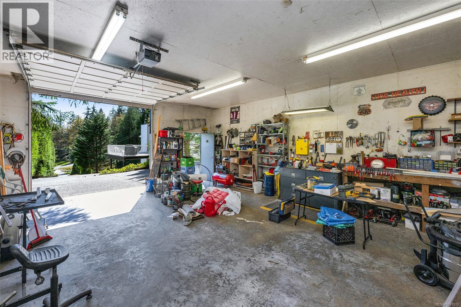 1751 Burnham Rd, Cobble Hill