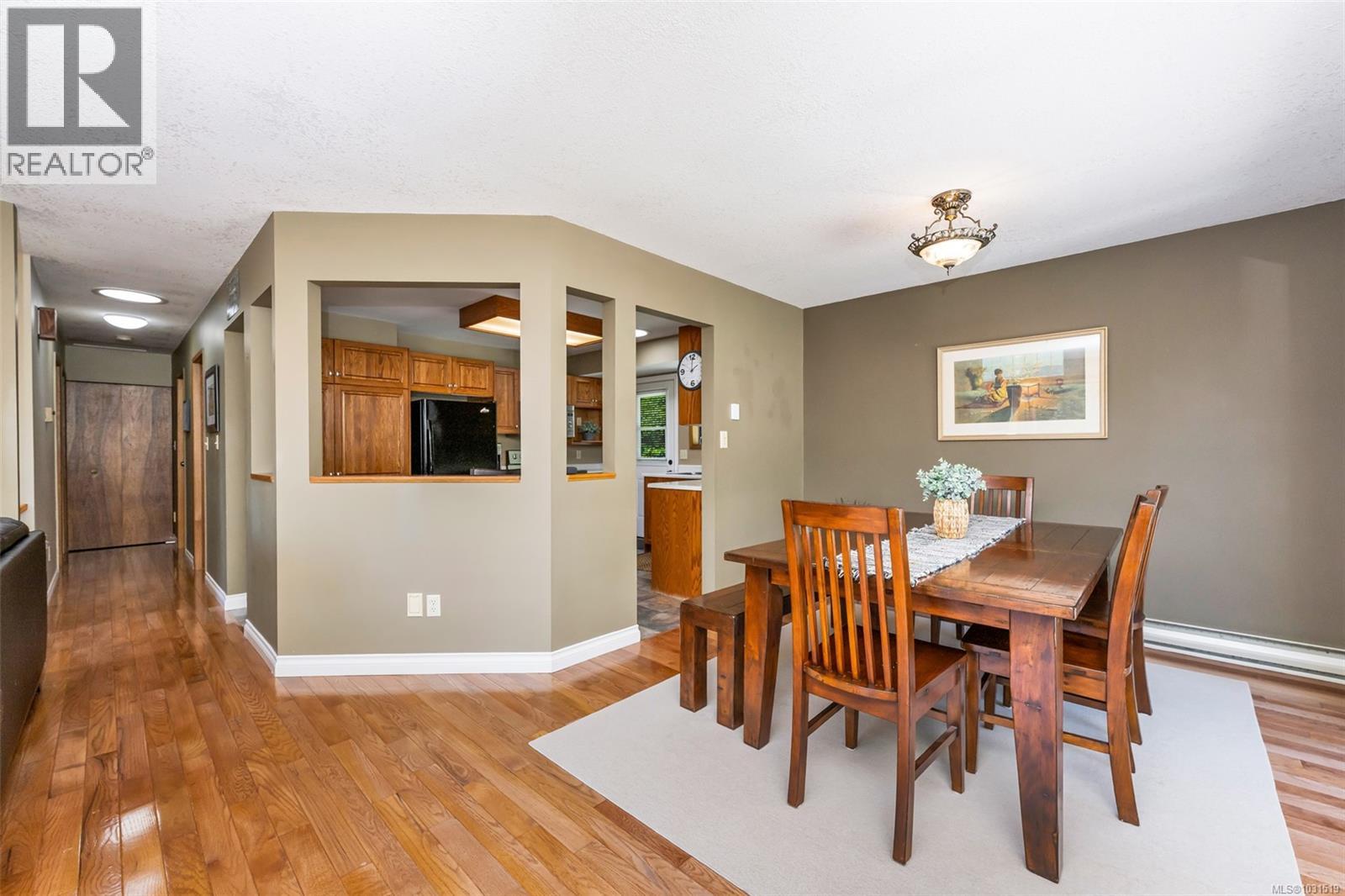 1751 Burnham Rd, Cobble Hill