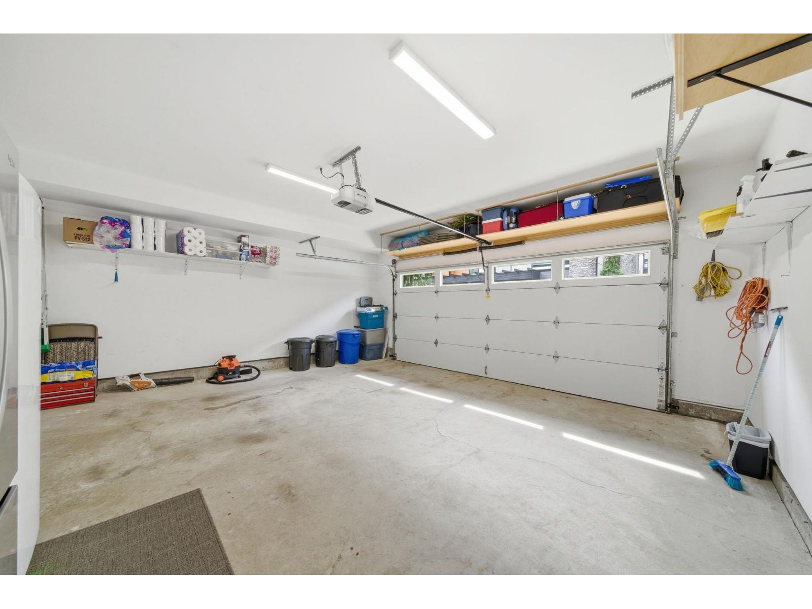 32 33209 CHERRY AVENUE, Mission