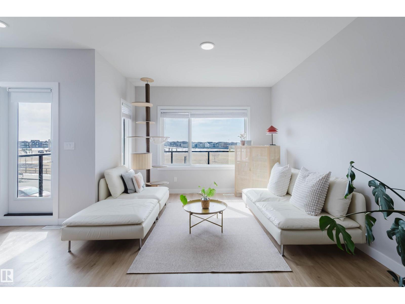 1129 KESWICK DR SW, Edmonton