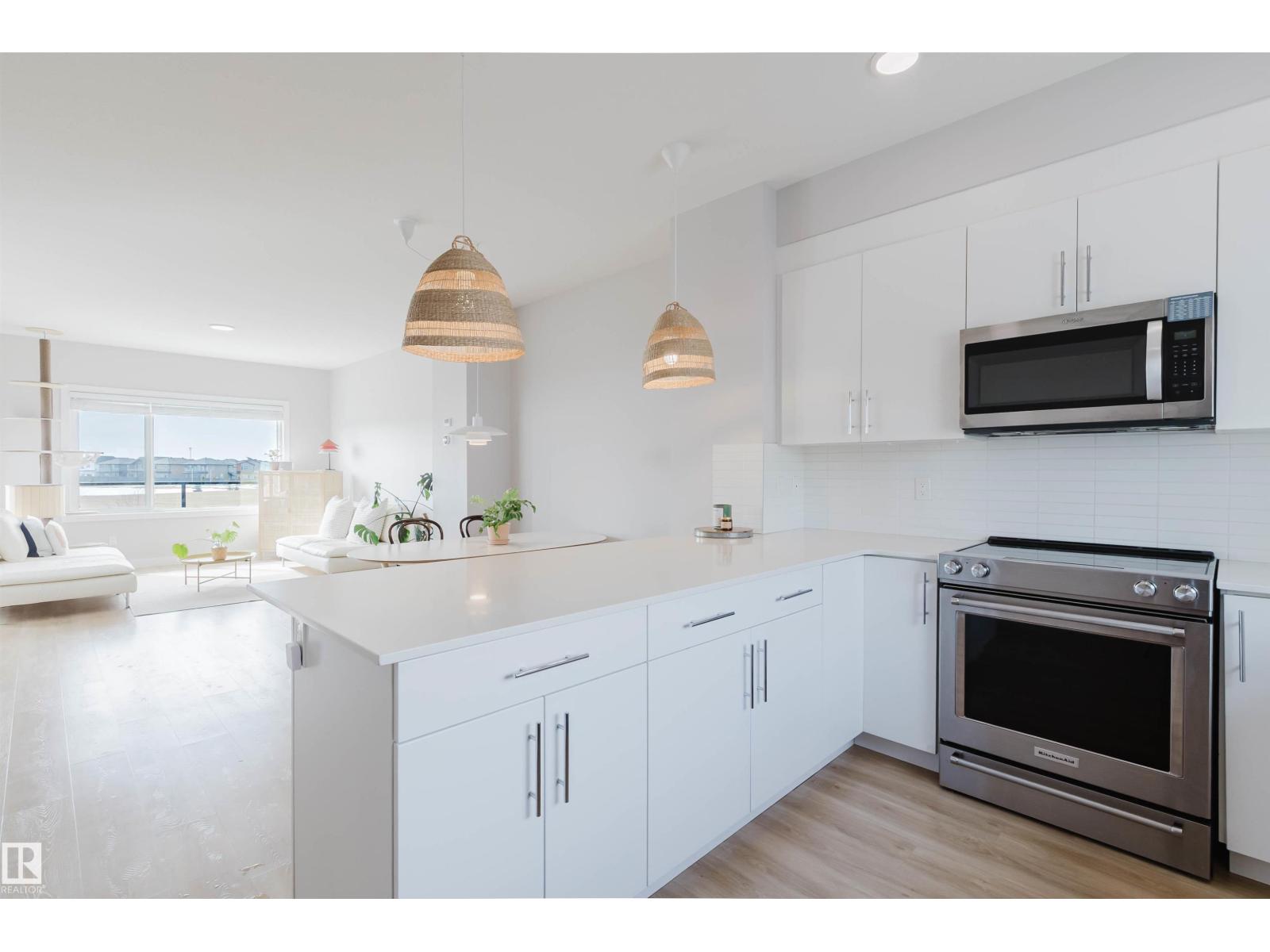 1129 KESWICK DR SW - 17