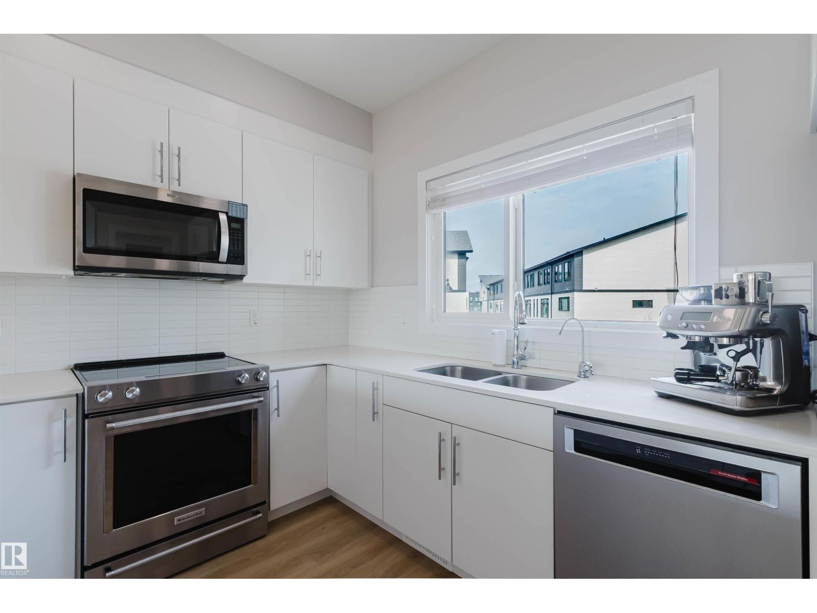 1129 KESWICK DR SW - 21