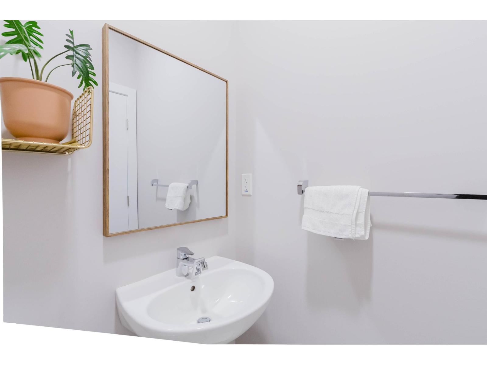 1129 KESWICK DR SW, Edmonton