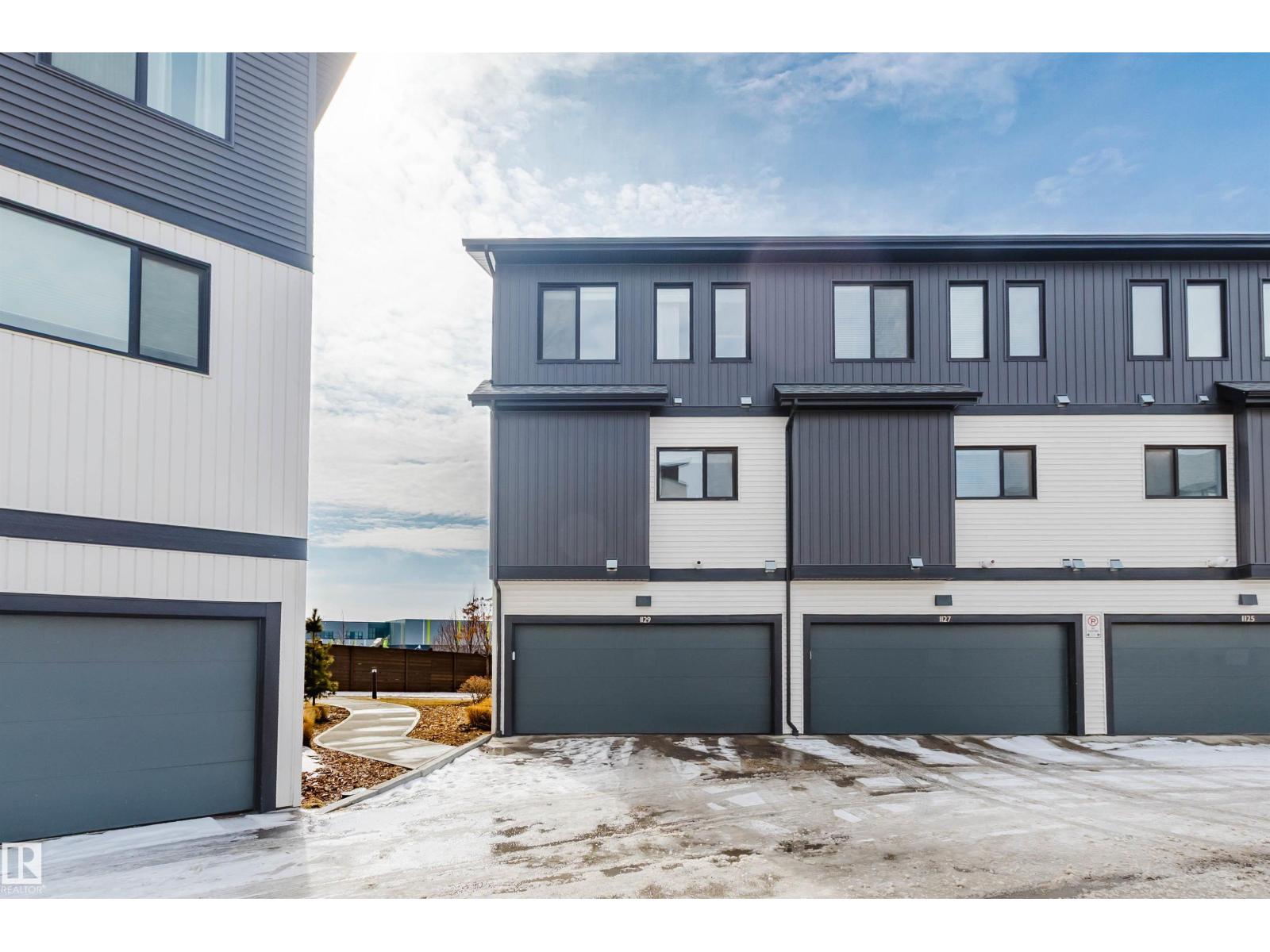 1129 KESWICK DR SW, Edmonton