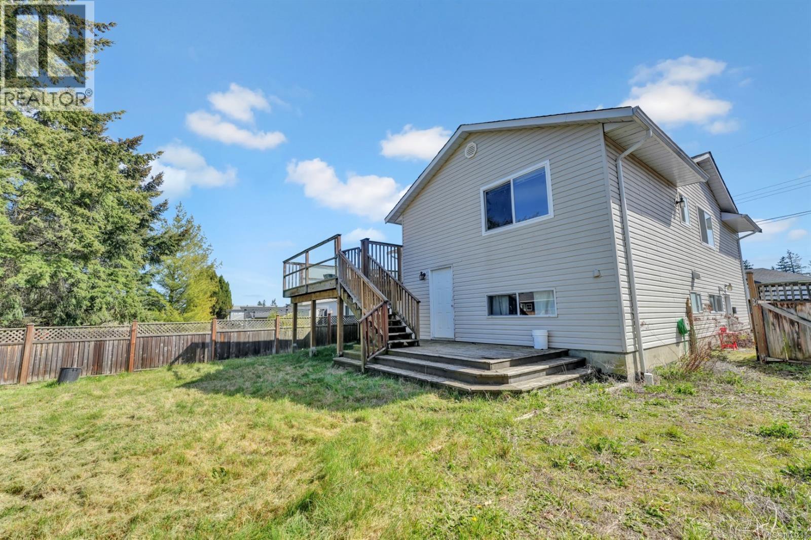 680 Chelsea St - 12